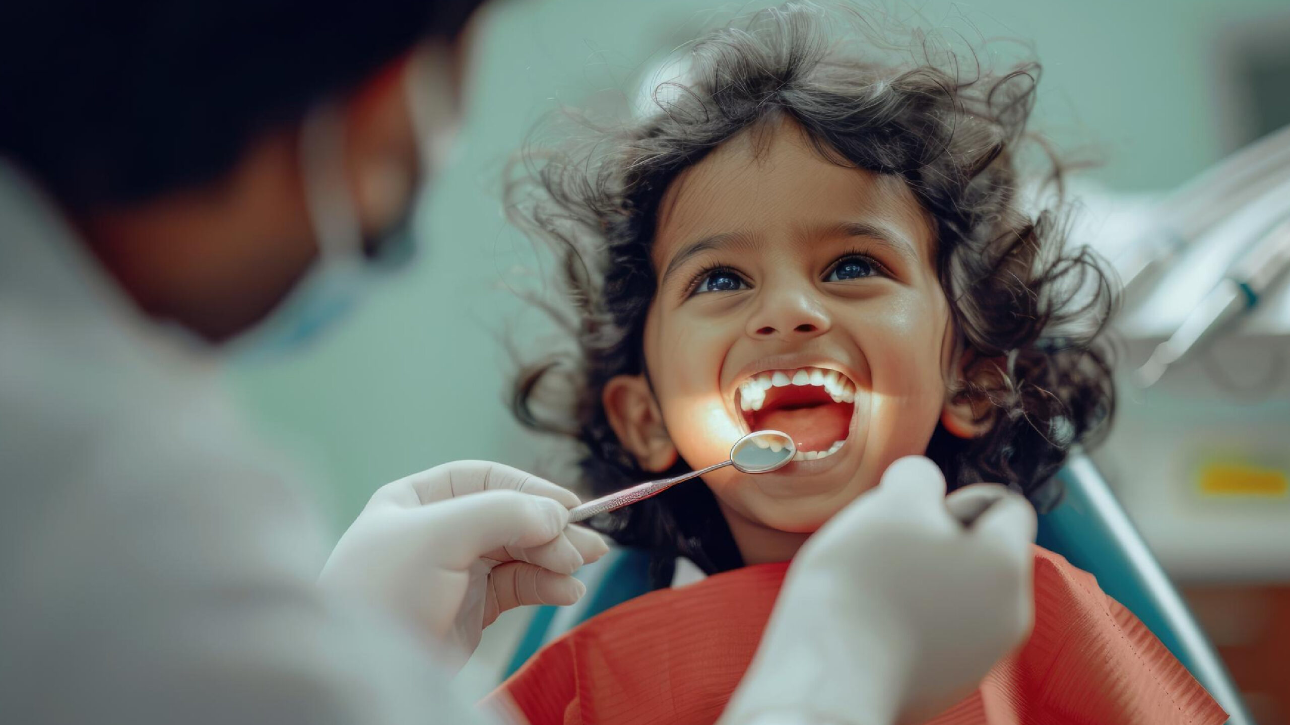 A Parent’s Guide to Baby Teeth – From First Tooth to First Dentist Visit